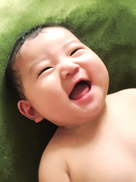 顔の歪み矯正で可愛い表情を